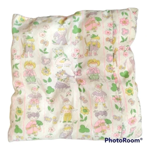 Vintage handmade child's quilt and matching pillow pink and print - Picture 8 of 12